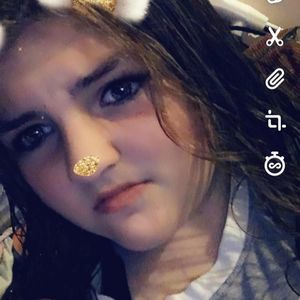 Meet your Posher, Alivia